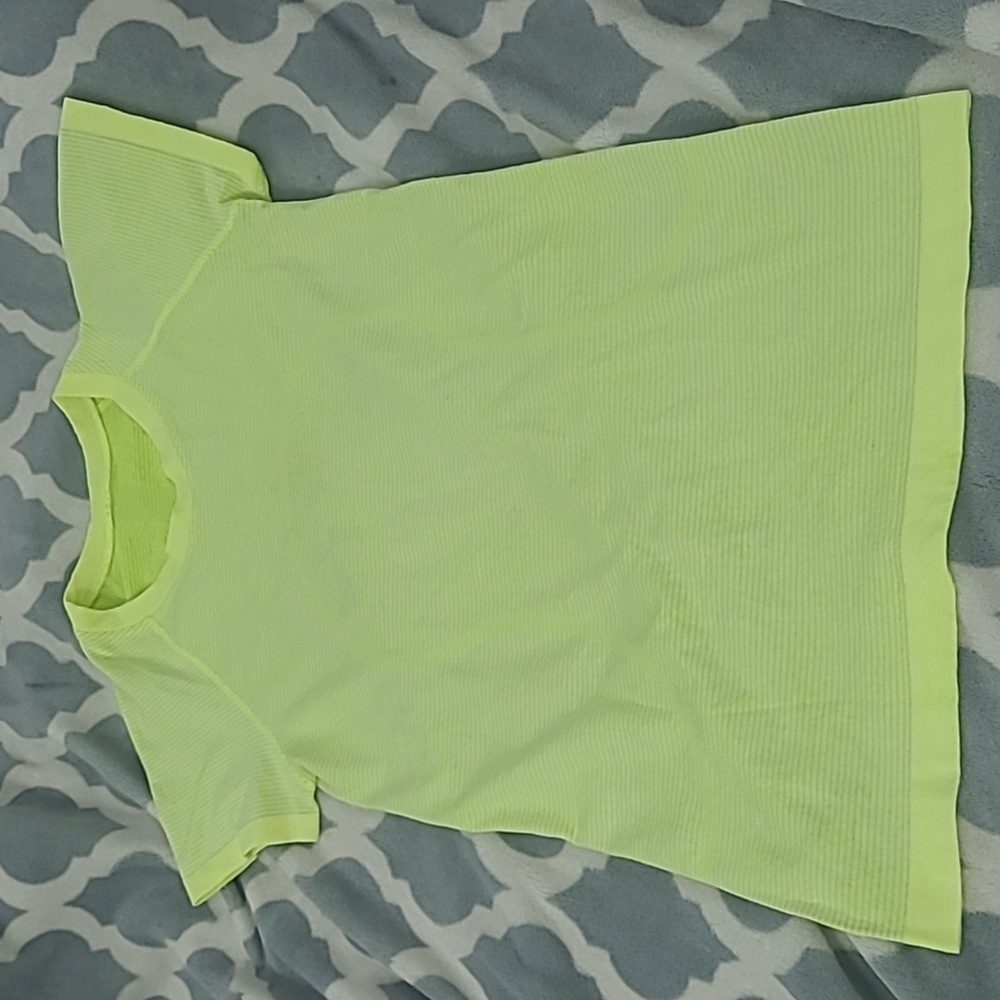 Bright yellow swiftly lululemon 4